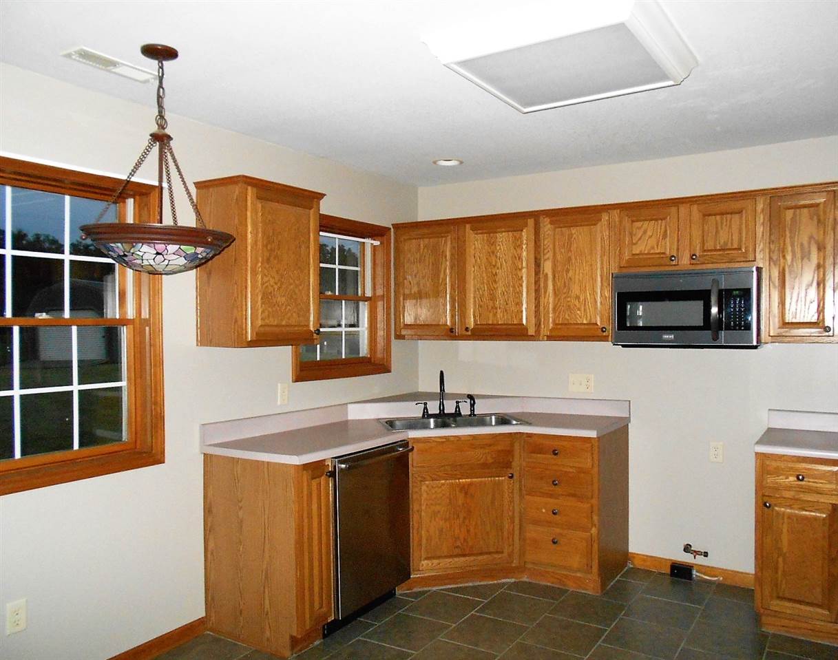 989 Fawn Court Decatur, IN 46733 - Photo 8 of 27