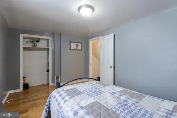 $350,000 | 108 Roxborough Avenue, Philadelphia, PA 19127