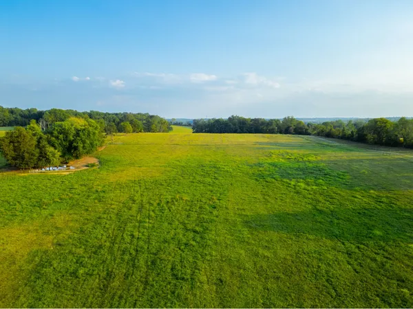 $699,000 | 1074 Pair Six Drive, Springfield, TN 37172