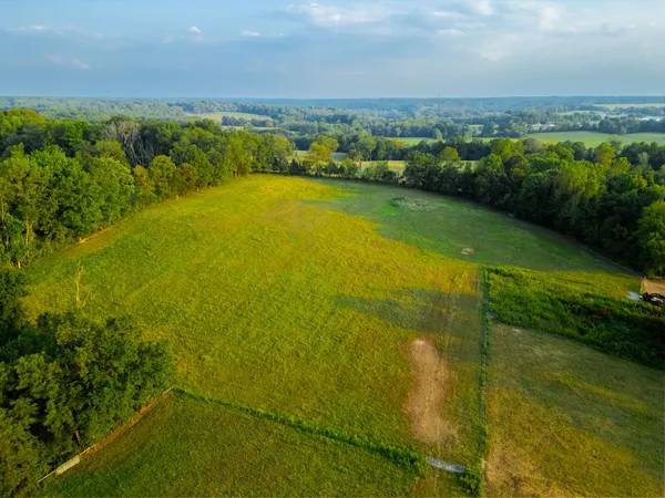 $699,000 | 1074 Pair Six Drive, Springfield, TN 37172