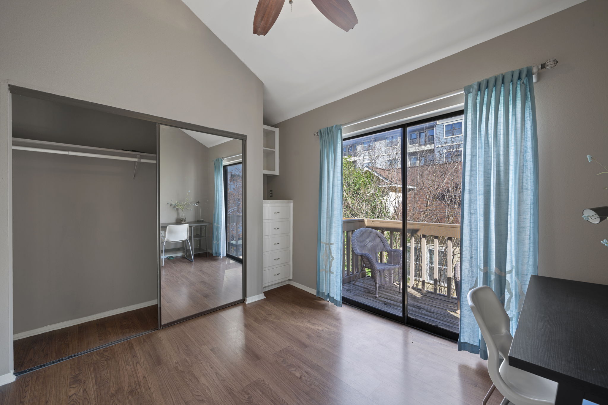 2210 Pearl Street, Unit 301 Austin, TX 78705 - Photo 13 of 35