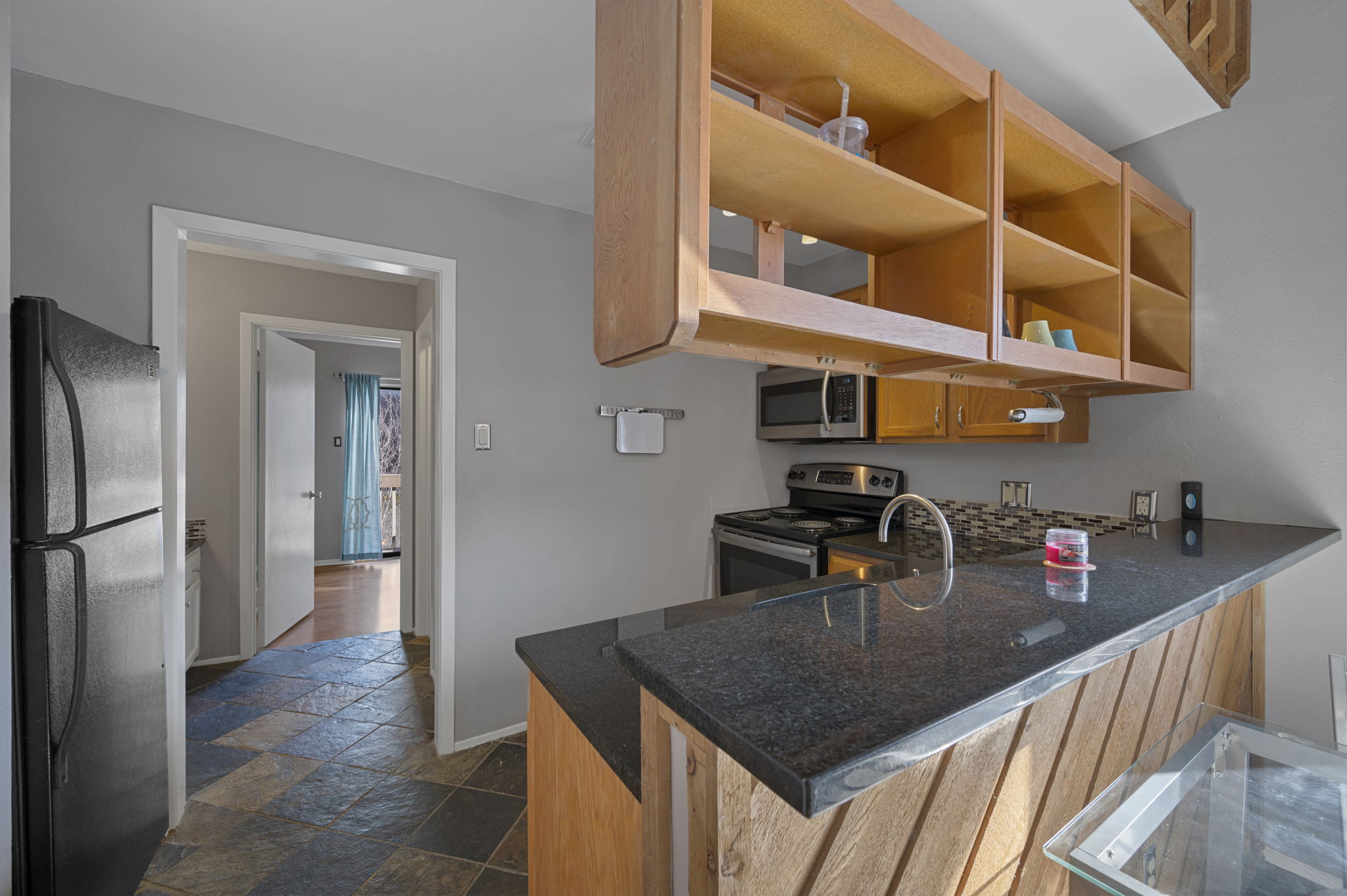 2210 Pearl Street, Unit 301 Austin, TX 78705 - Photo 9 of 35