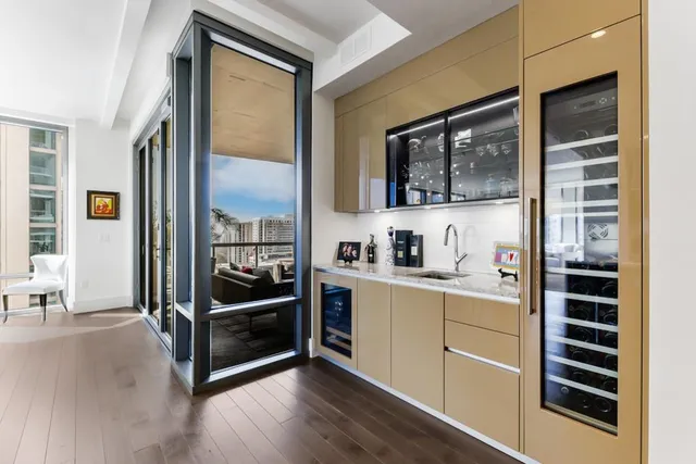 $1,995,000 | 3107 Peachtree Road Northeast, Unit 1504, Atlanta, GA 30305