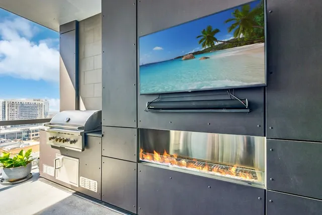 $1,995,000 | 3107 Peachtree Road Northeast, Unit 1504, Atlanta, GA 30305