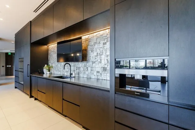 $1,995,000 | 3107 Peachtree Road Northeast, Unit 1504, Atlanta, GA 30305