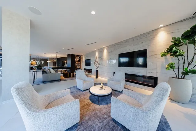 $1,995,000 | 3107 Peachtree Road Northeast, Unit 1504, Atlanta, GA 30305