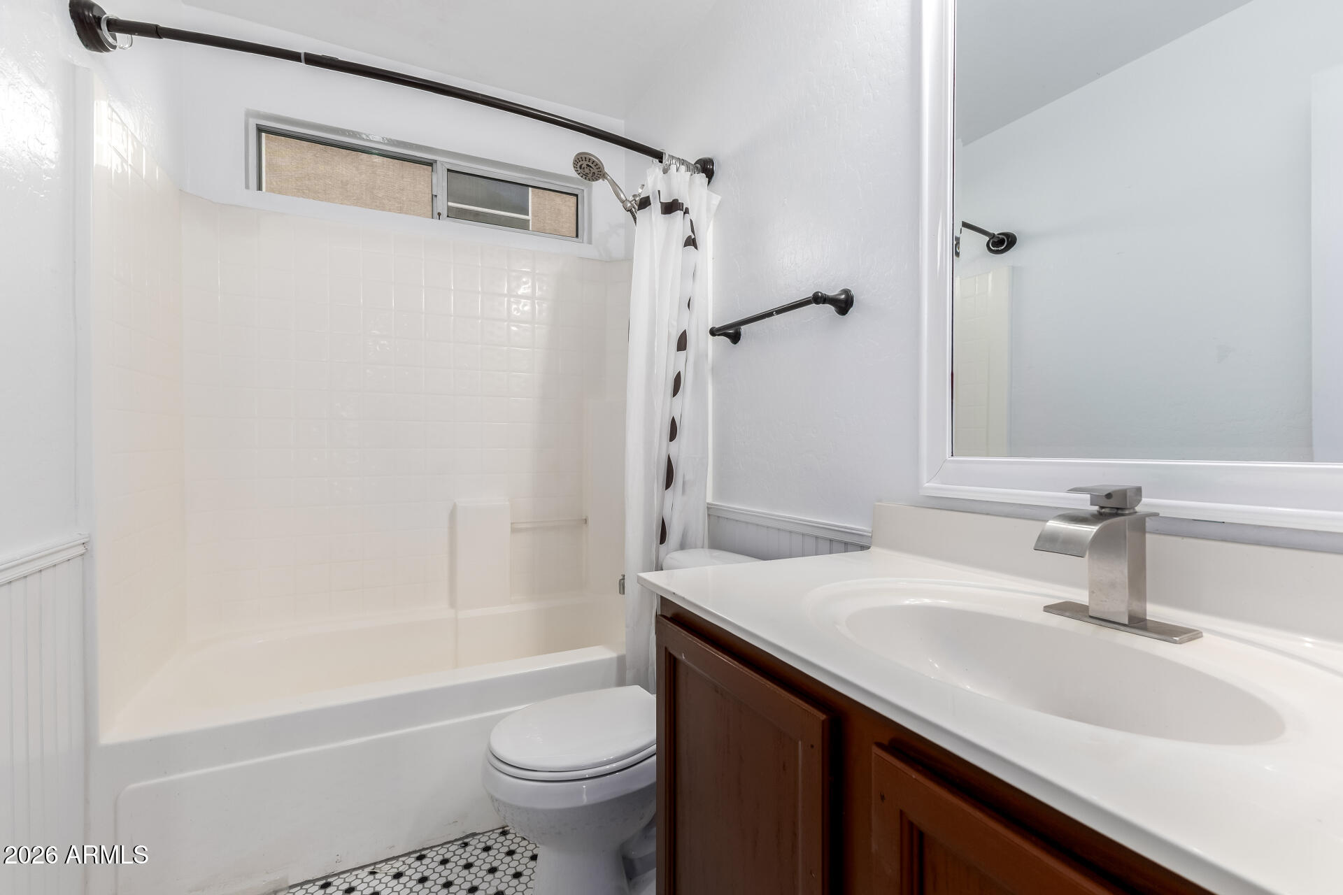 3362 East Silverbell Road San Tan Valley, AZ 85143 - Photo 5 of 39 Bathroom 4