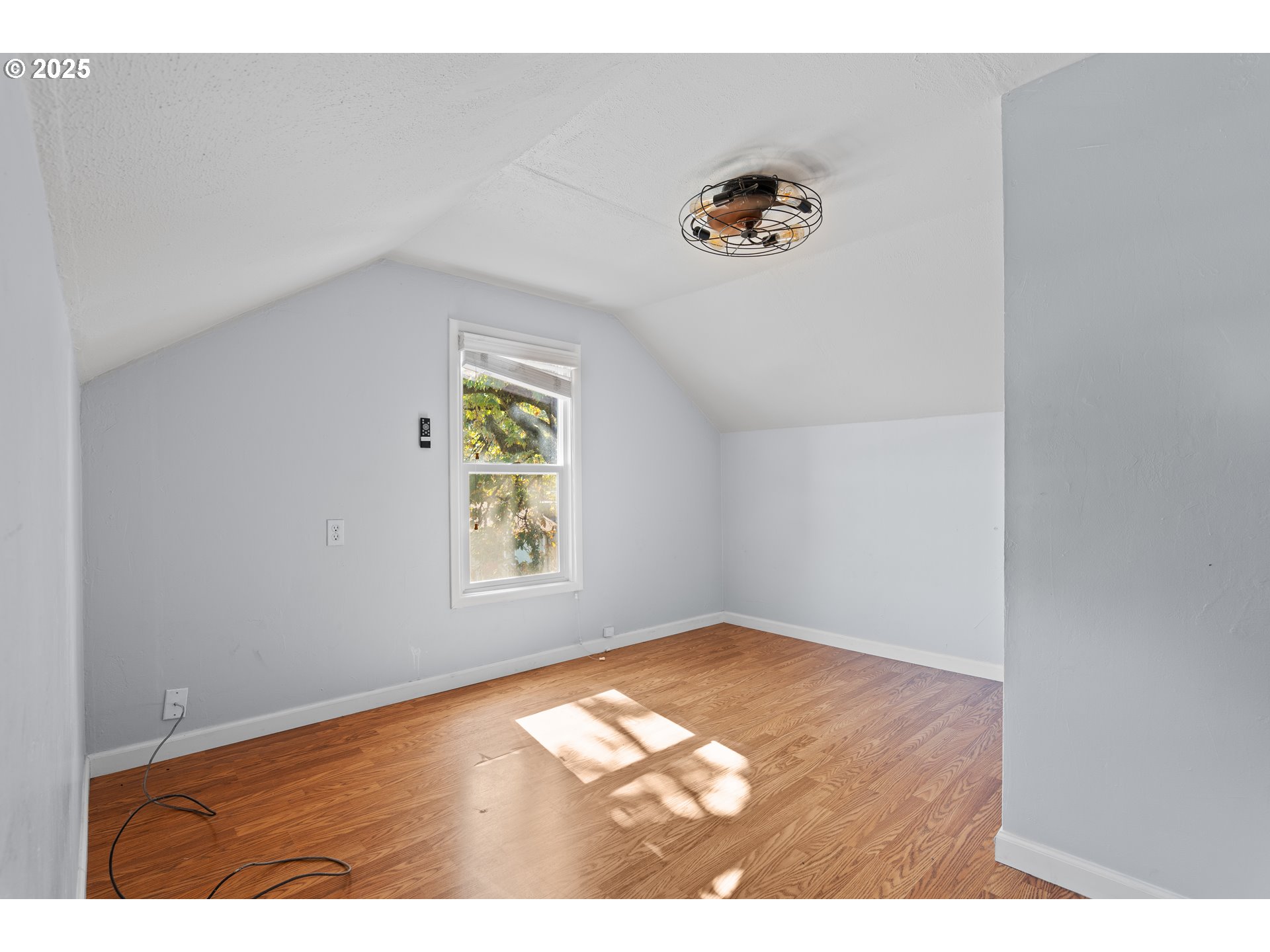 1021 Deal Street Junction City, OR 97448 - Photo 26 of 43 an empty room with a window