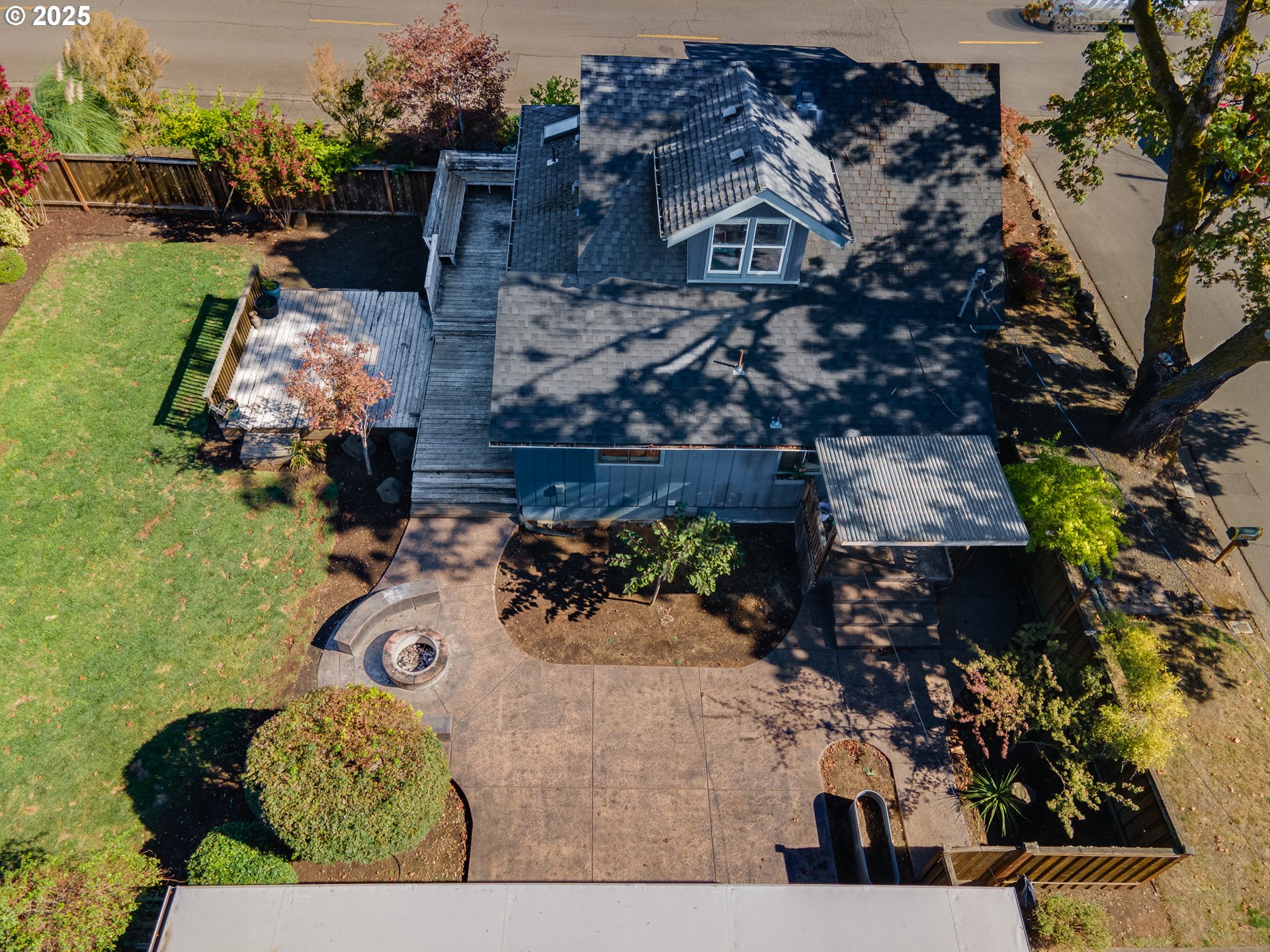 1021 Deal Street Junction City, OR 97448 - Photo 37 of 43