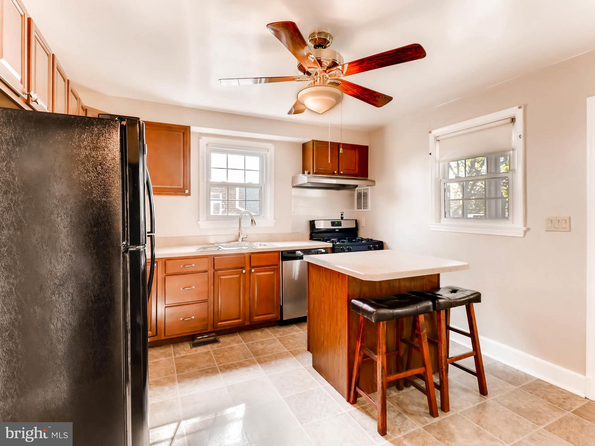 3116 Dunglow Road Baltimore, MD 21222 - Photo 12 of 29 Kitchen