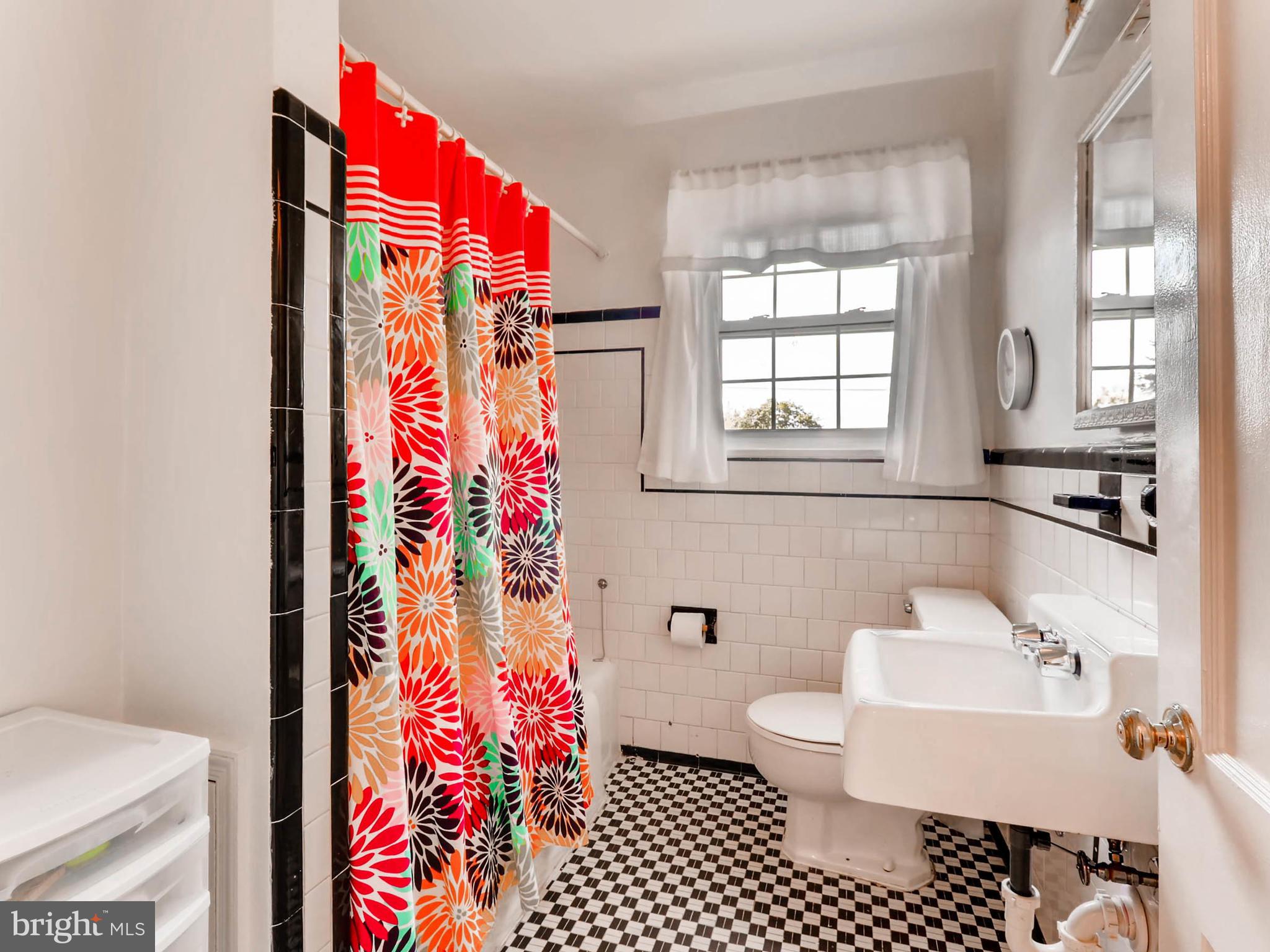 3116 Dunglow Road Baltimore, MD 21222 - Photo 20 of 29 Master Bathroom on Second Level