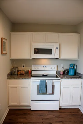 $1,298 | 1980 West Main Street, Unit 70, Central, SC 29630