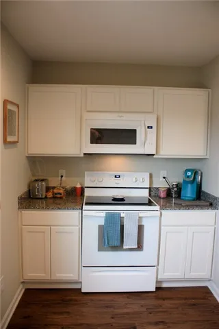 $1,190 | 1980 West Main Street, Unit 70, Central, SC 29630