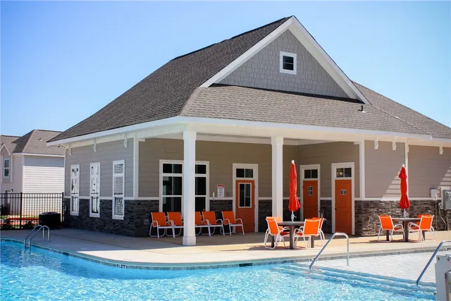 $1,190 | 1980 West Main Street, Unit 70, Central, SC 29630