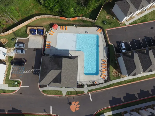 $1,190 | 1980 West Main Street, Unit 70, Central, SC 29630