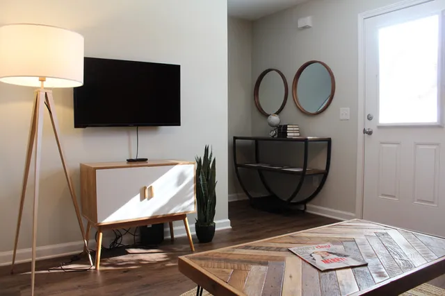 $1,190 | 1980 West Main Street, Unit 70, Central, SC 29630