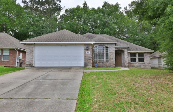 $2,150 | 909 Katie Lane, Conroe, TX 77304