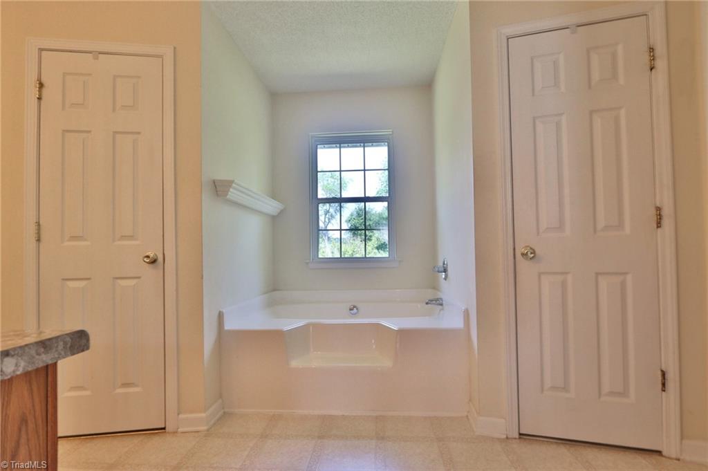 4937 Cartner Road Jonesville, NC 28642 - Photo 23 of 45 Gallery Image 23
