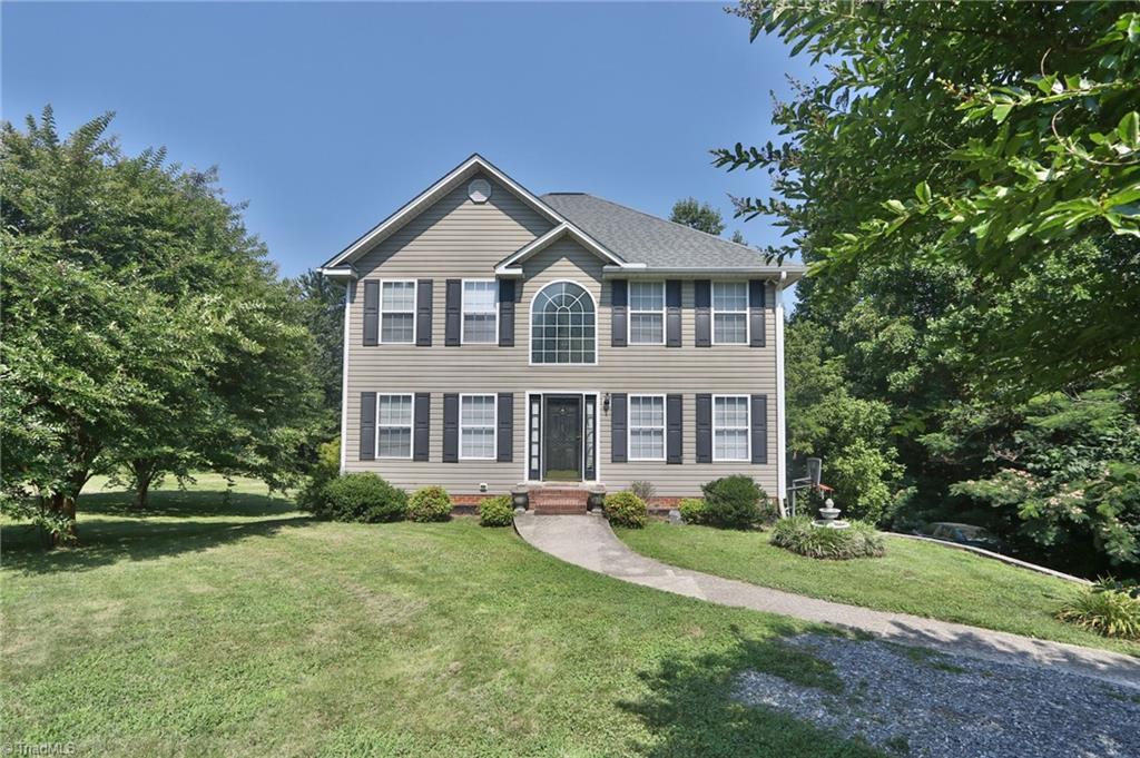4937 Cartner Road Jonesville, NC 28642 - Photo 4 of 45 Gallery Image 4