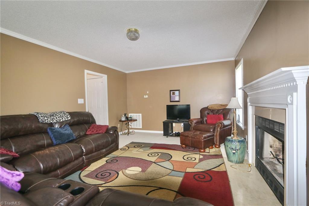 4937 Cartner Road Jonesville, NC 28642 - Photo 37 of 45 Gallery Image 37