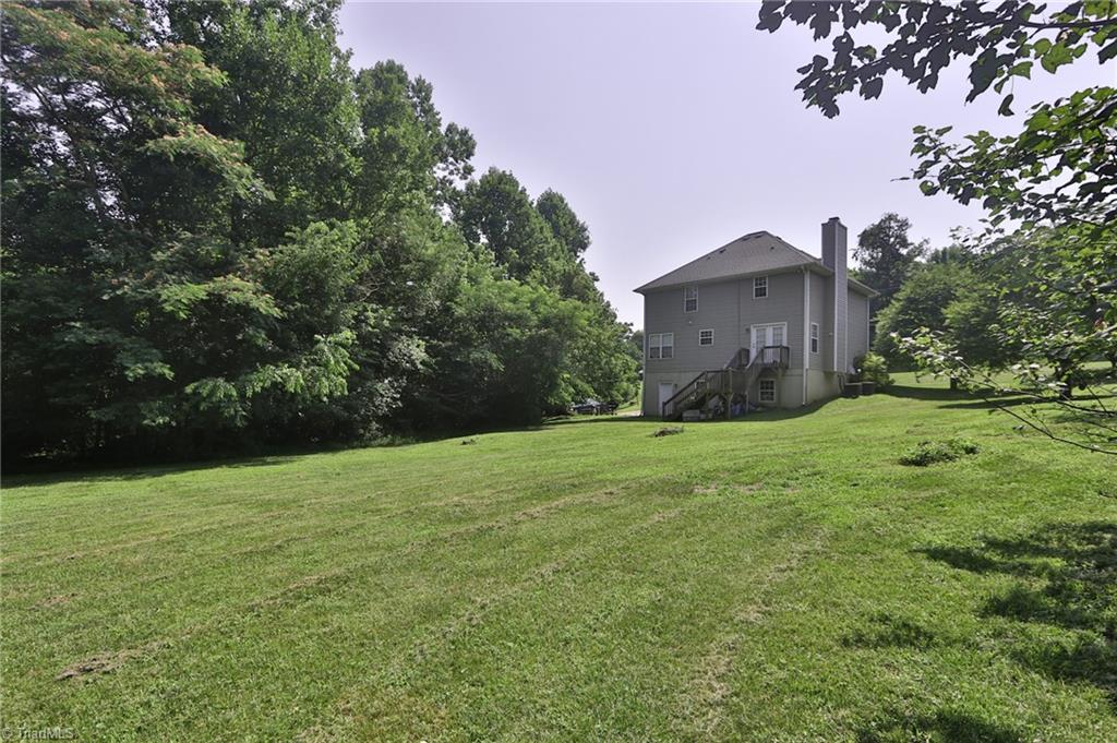 4937 Cartner Road Jonesville, NC 28642 - Photo 5 of 45 Gallery Image 5