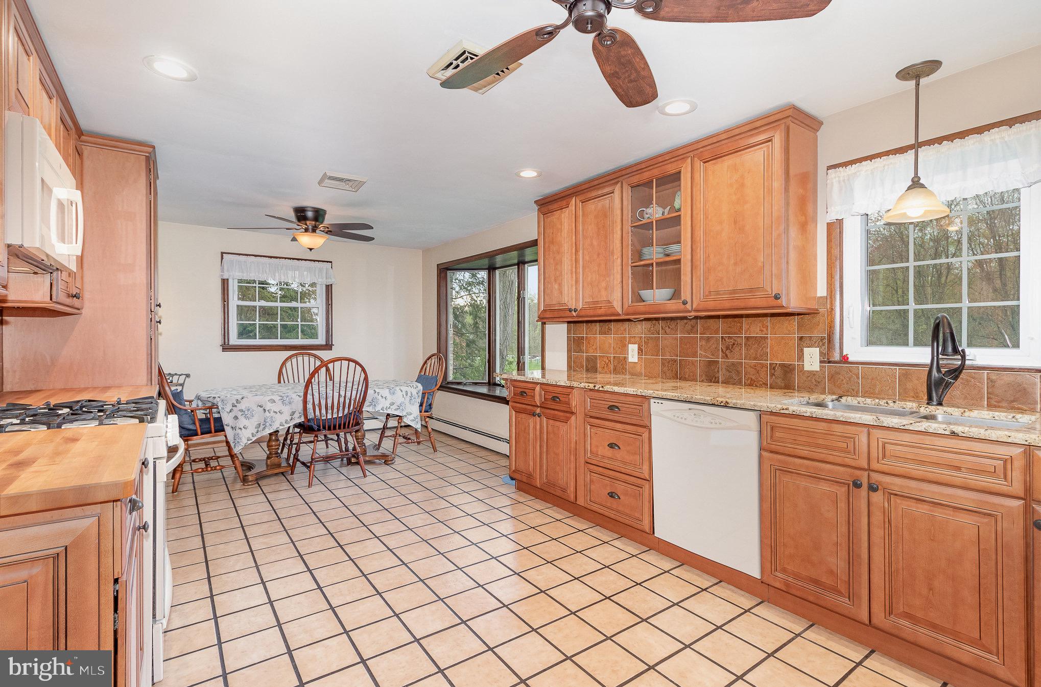 156 West Yellowbreeches Road Carlisle, PA 17015 - Photo 8 of 42 Gallery Image 8