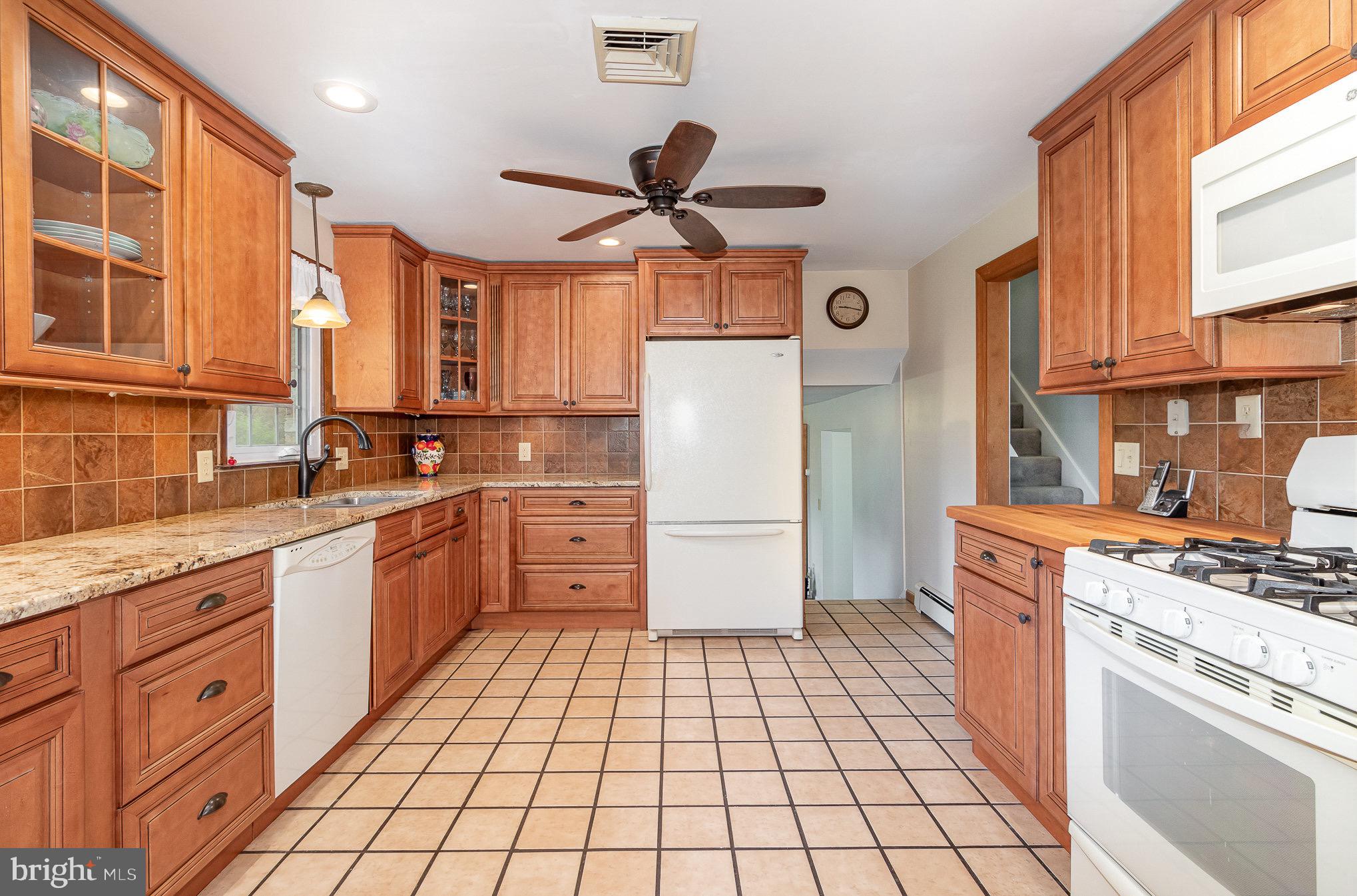 156 West Yellowbreeches Road Carlisle, PA 17015 - Photo 10 of 42 Gallery Image 10