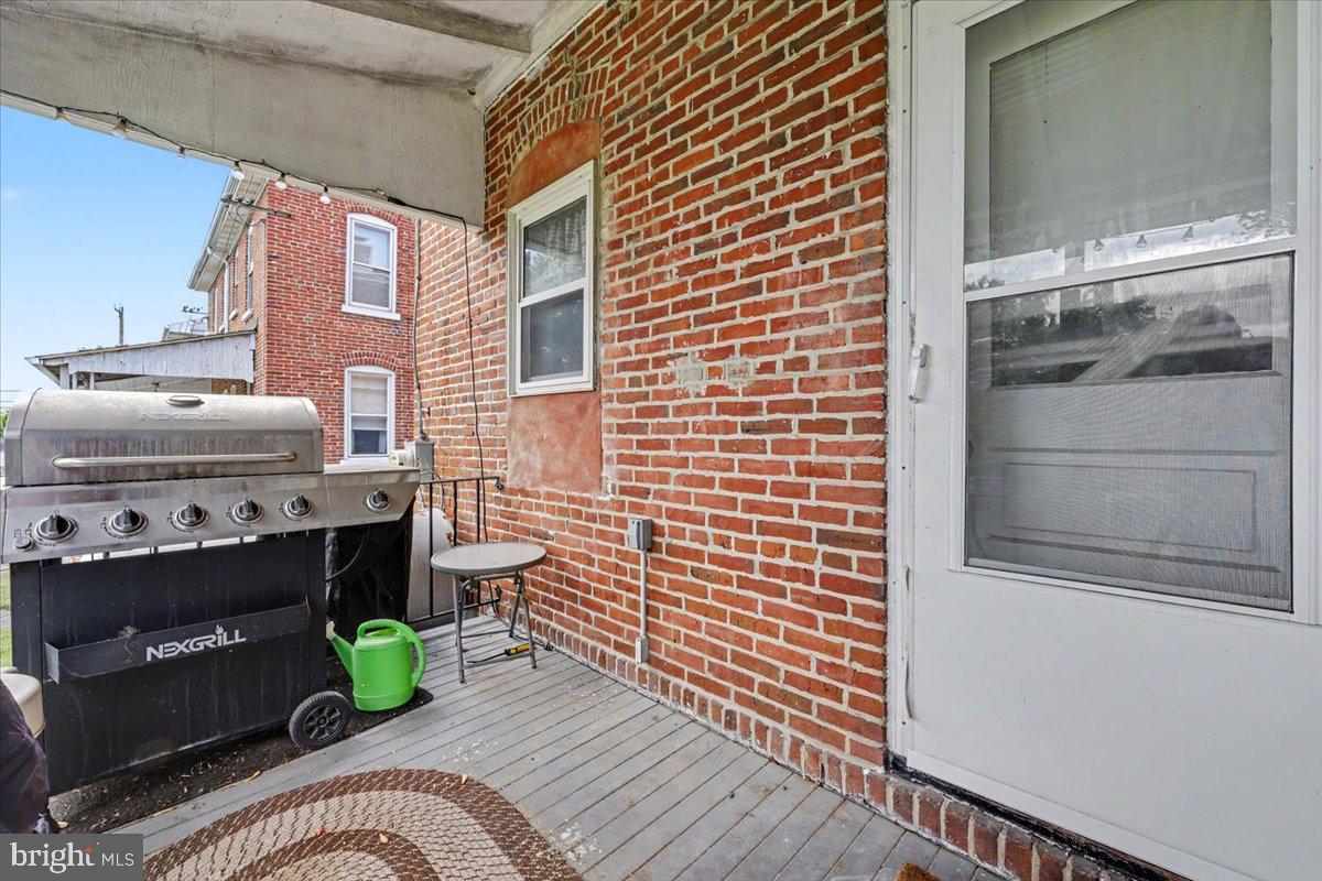 414 Fairview Street Pottstown, PA 19464 - Photo 6 of 40