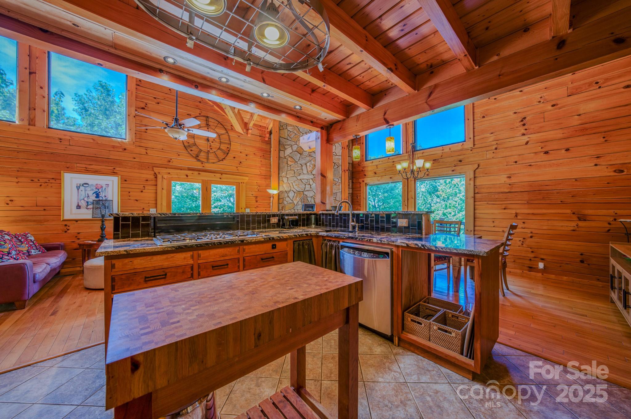 1595 Grants Mountain Road Marion, NC 28752 - Photo 20 of 48