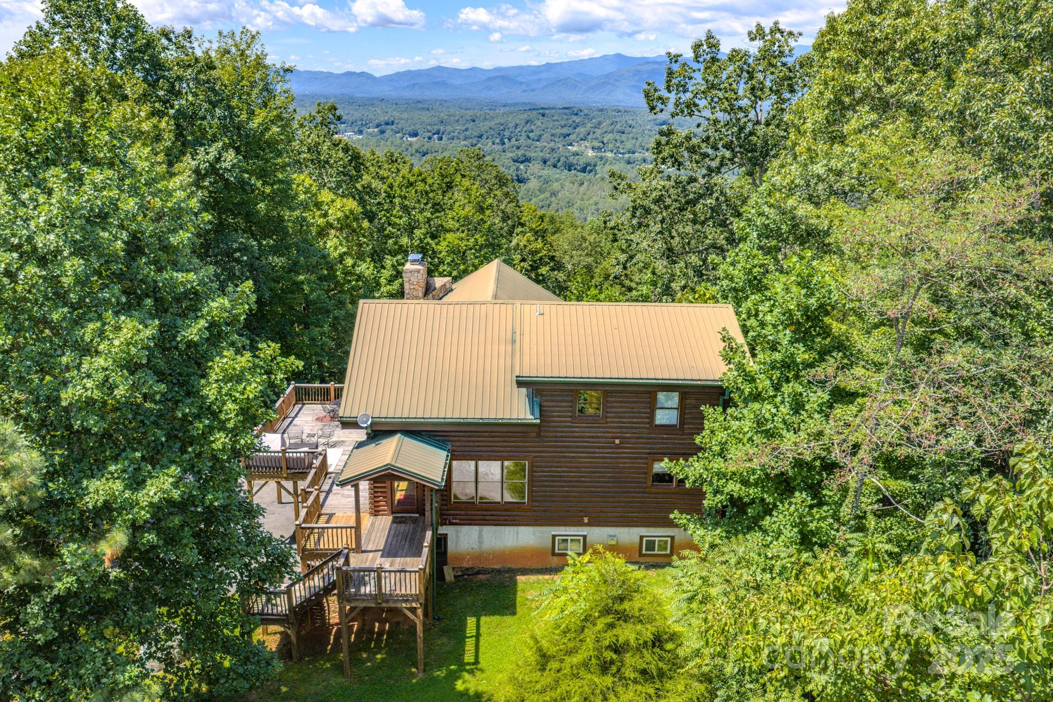 1595 Grants Mountain Road Marion, NC 28752 - Photo 4 of 48