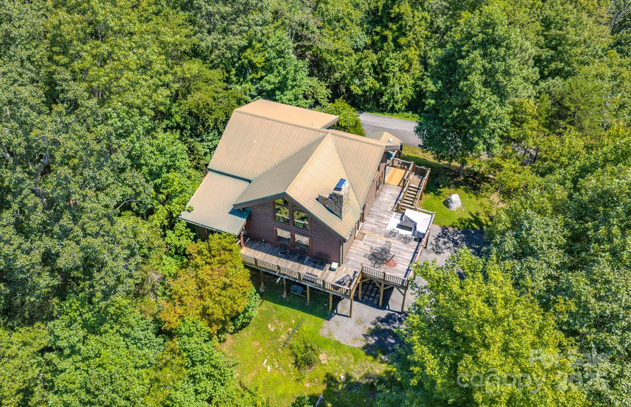 1595 Grants Mountain Road Marion, NC 28752 - Photo 7 of 48