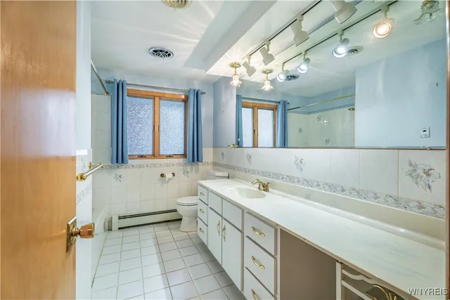 $289,900 | 32 Barlow Avenue, Lackawanna, NY 14218