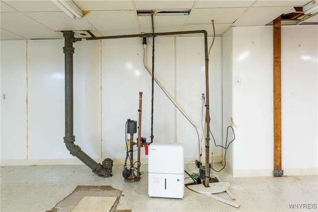 $289,900 | 32 Barlow Avenue, Lackawanna, NY 14218