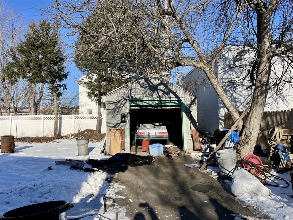 63 Allston Avenue West Springfield, MA 01089 - Photo 4 of 13