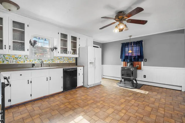 $310,000 | 5 Claremont NelMar Heights, Claremont, NH 03743