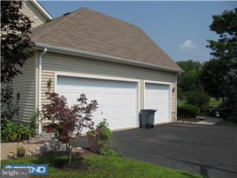 18 Stacy Drive Cream Ridge, NJ 08514 - Photo 11 of 11 Gallery Image 11