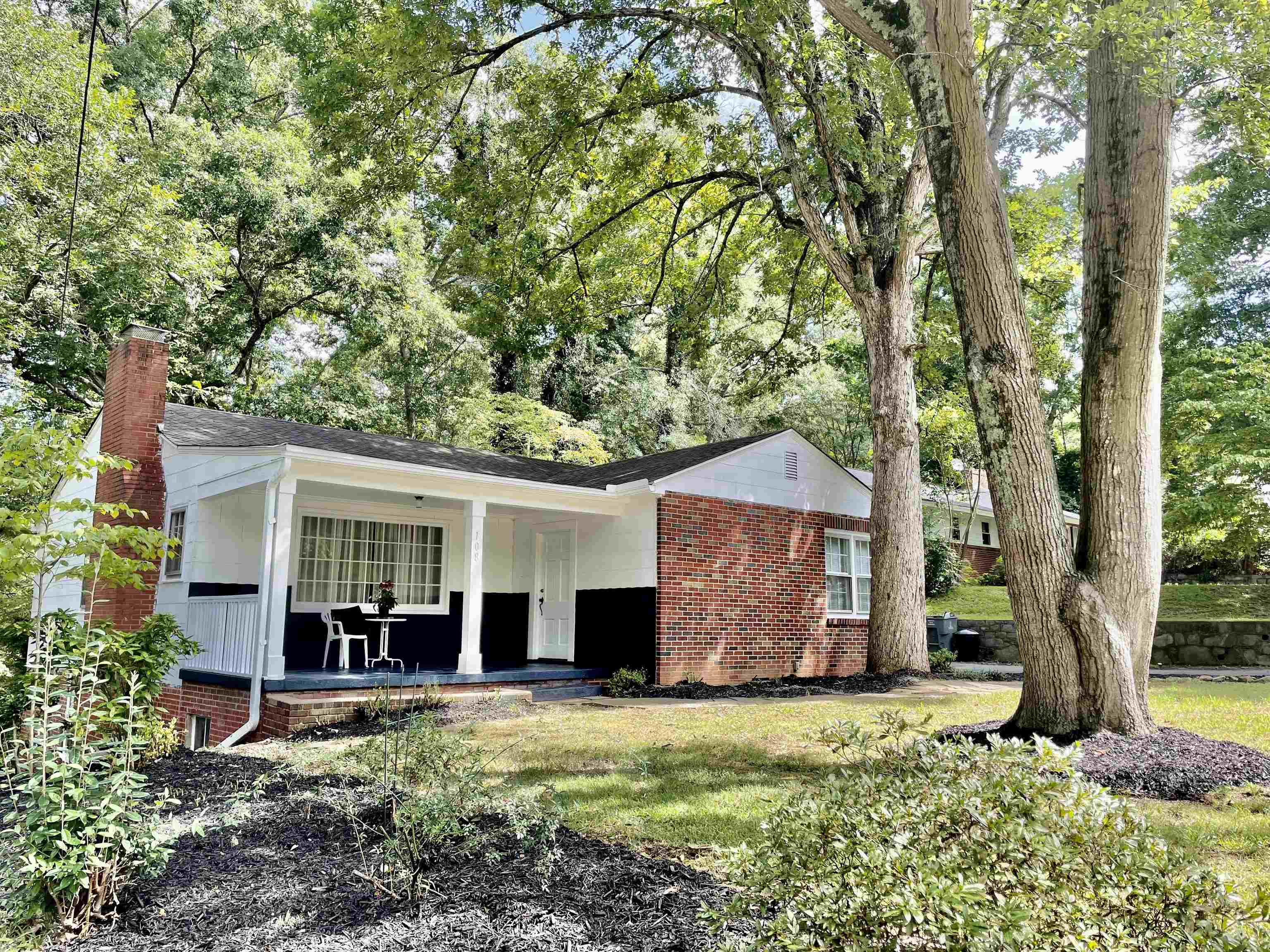 108 East Crescent Road Spartanburg, SC 29301 - Photo 4 of 36 Gallery Image 4