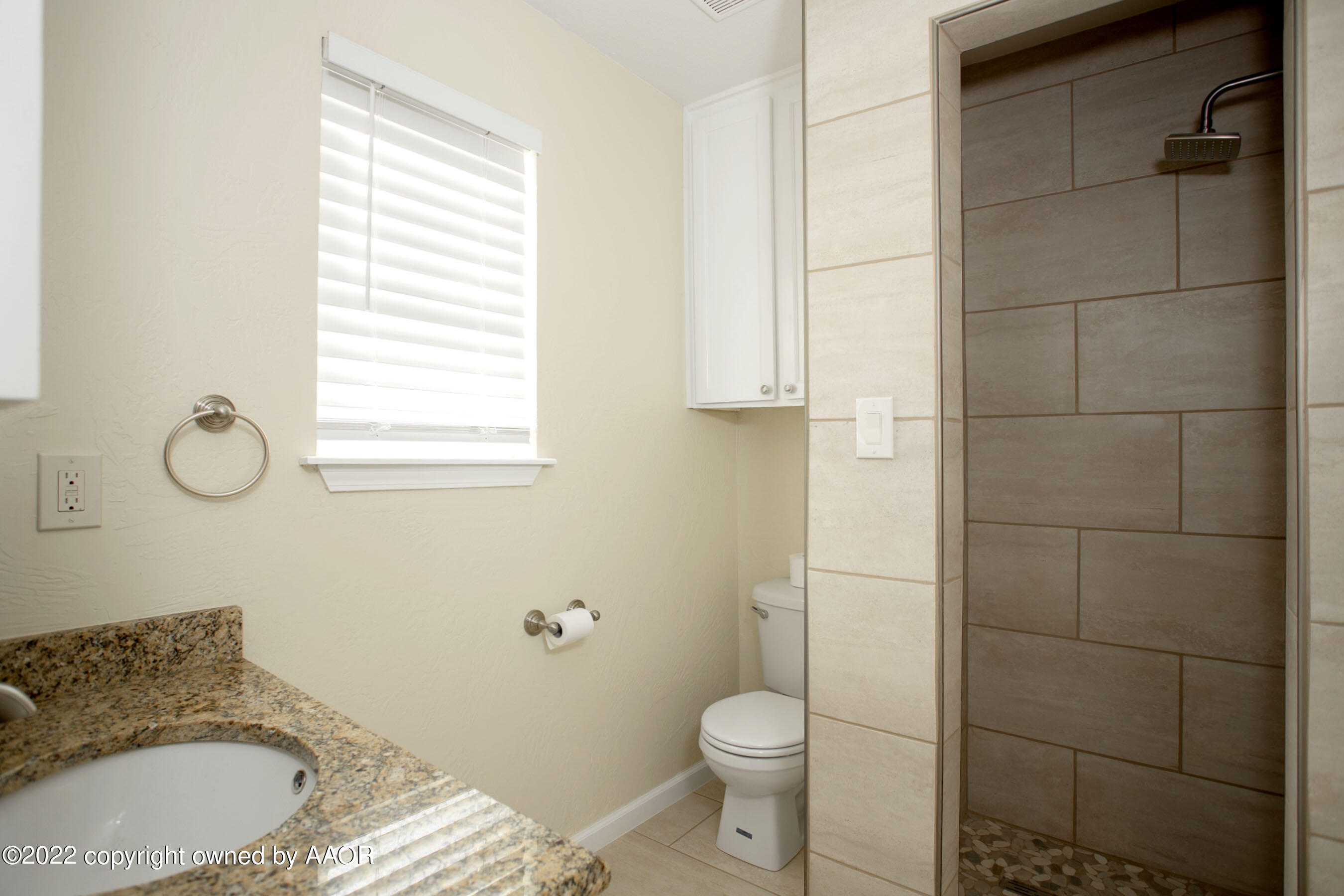 6702 Garwood Road Amarillo, TX 79109 - Photo 15 of 26 Master Bathroom Shower