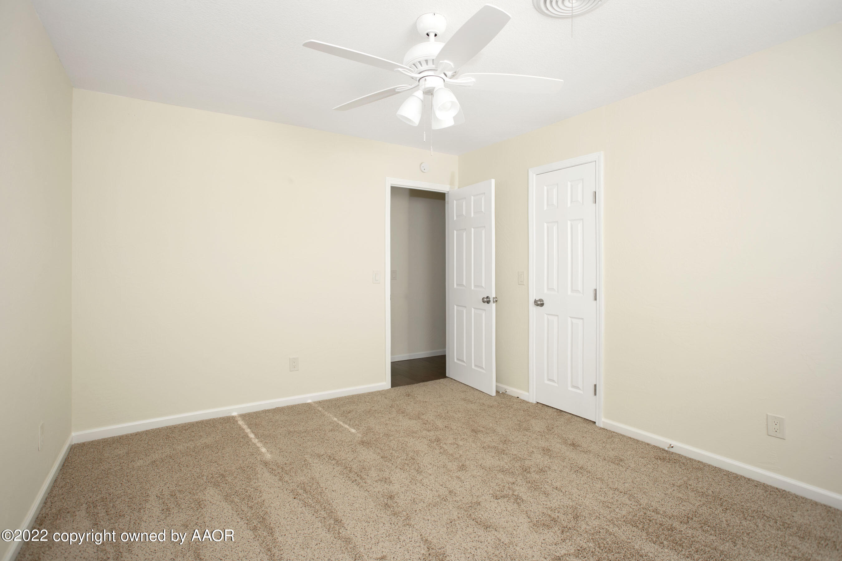 6702 Garwood Road Amarillo, TX 79109 - Photo 19 of 26 Bedroom 3 View