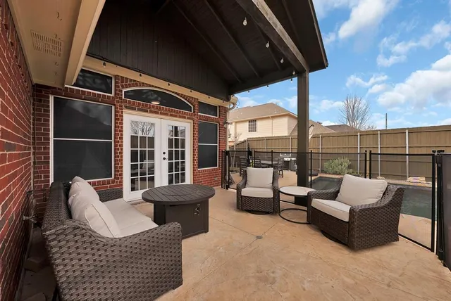 a view of a house with pool