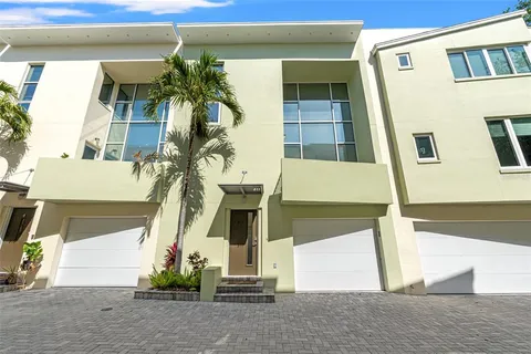 $695,000 | 311 4th Avenue North, St. Petersburg, FL 33701