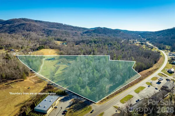 $625,000 | 2700 Dav Avenue, Morganton, NC 28655