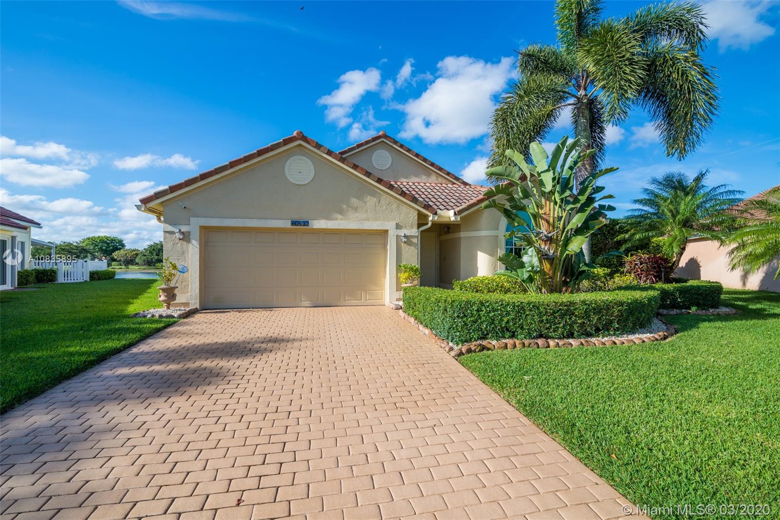 10532 Plainview Circle Boca Raton, FL 33498 - Photo 1 of 42