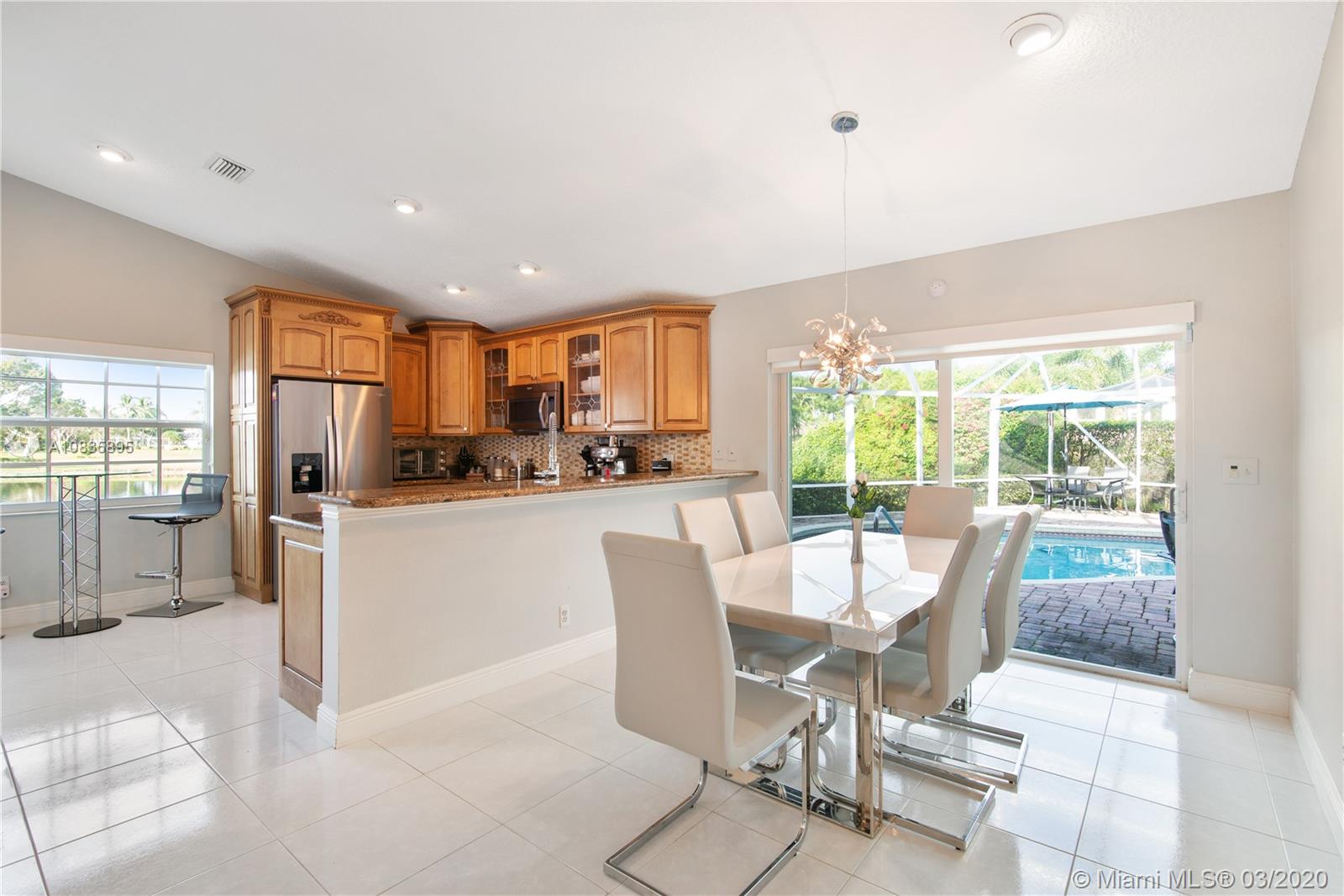 10532 Plainview Circle Boca Raton, FL 33498 - Photo 15 of 42