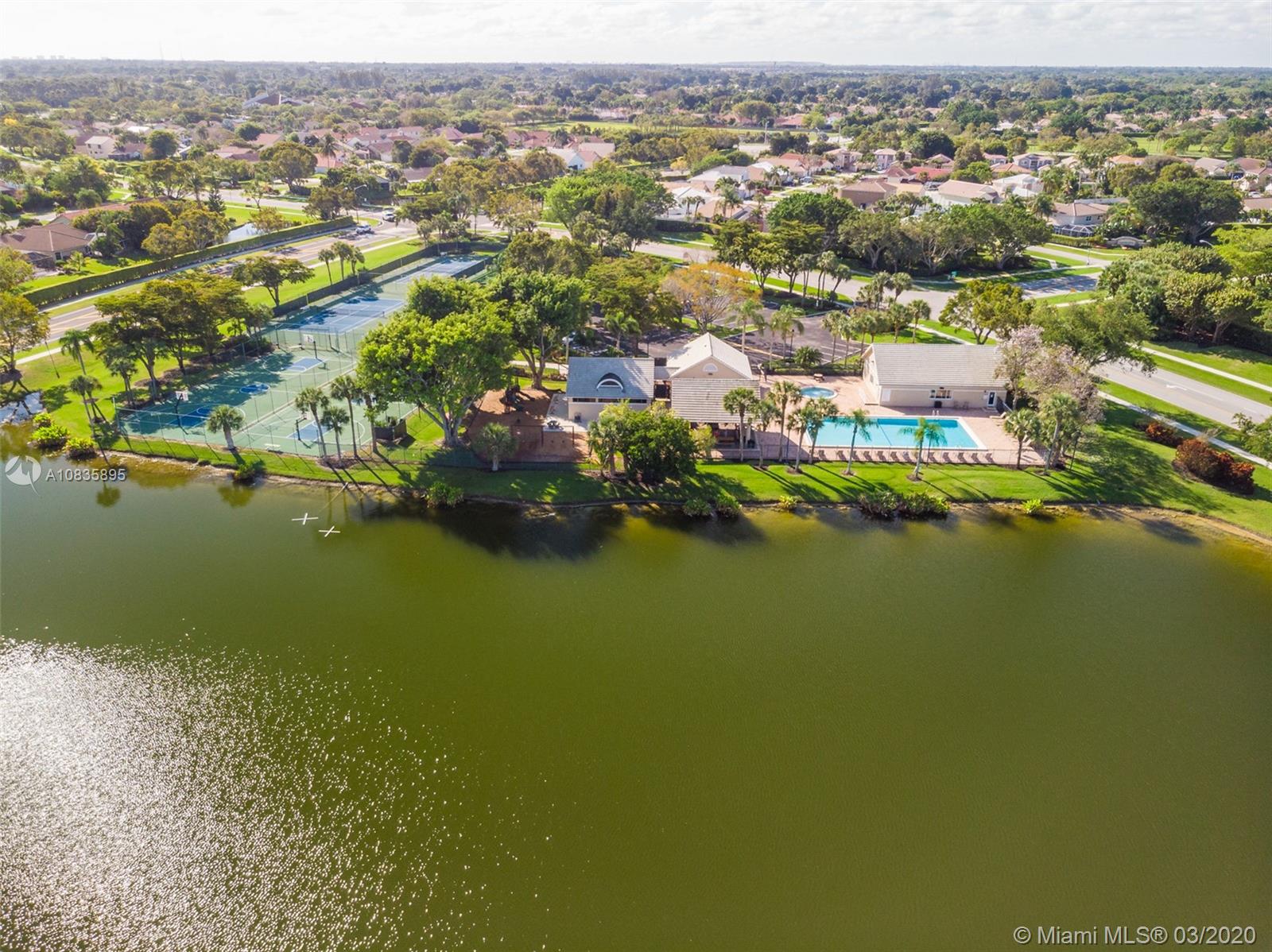 10532 Plainview Circle Boca Raton, FL 33498 - Photo 35 of 42