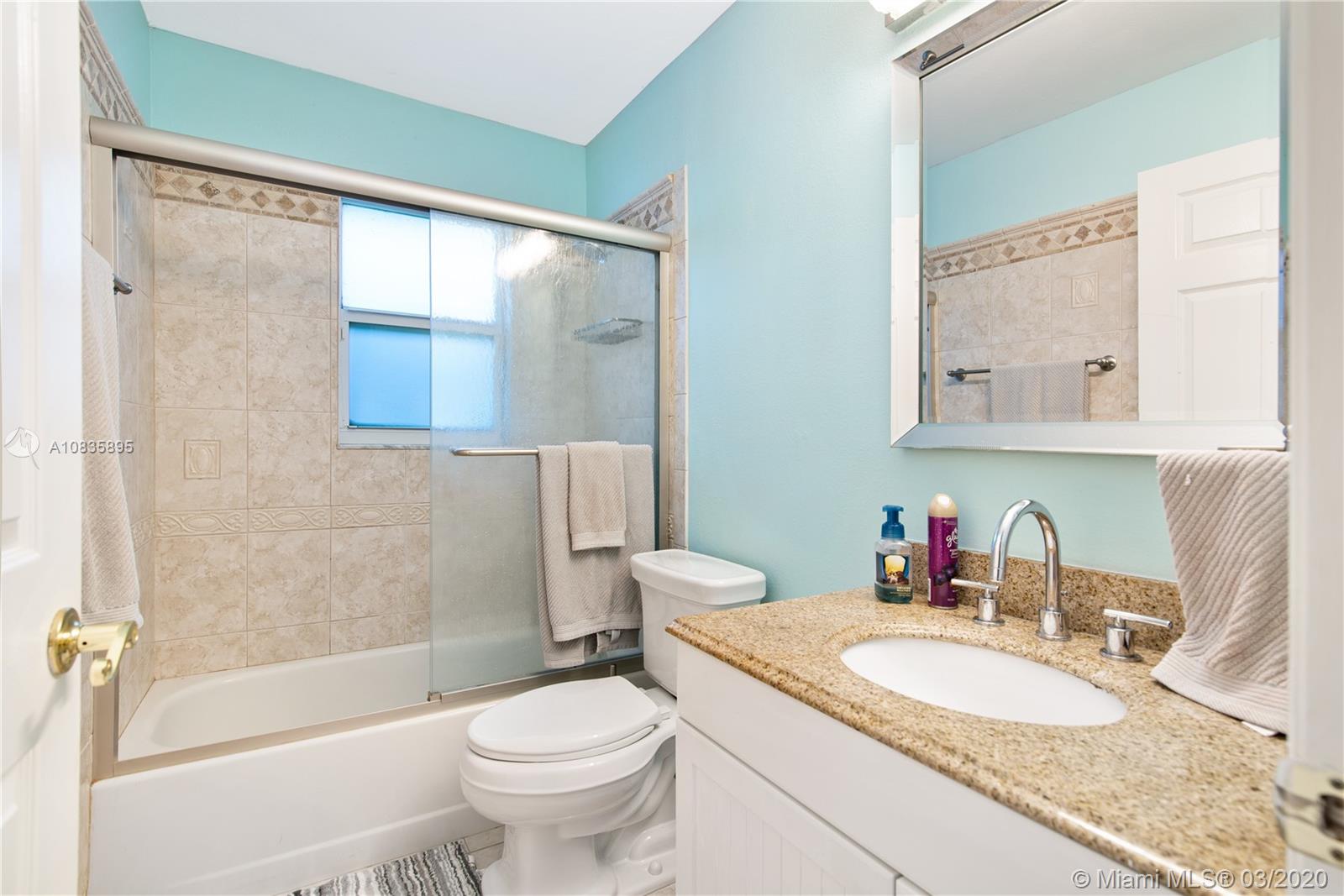 10532 Plainview Circle Boca Raton, FL 33498 - Photo 8 of 42