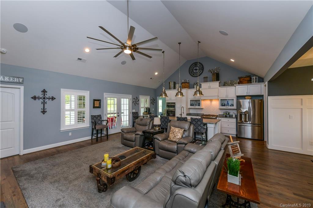 211 Scottish Highland Road Clover, SC 29710 - Photo 12 of 36 a living room with furniture