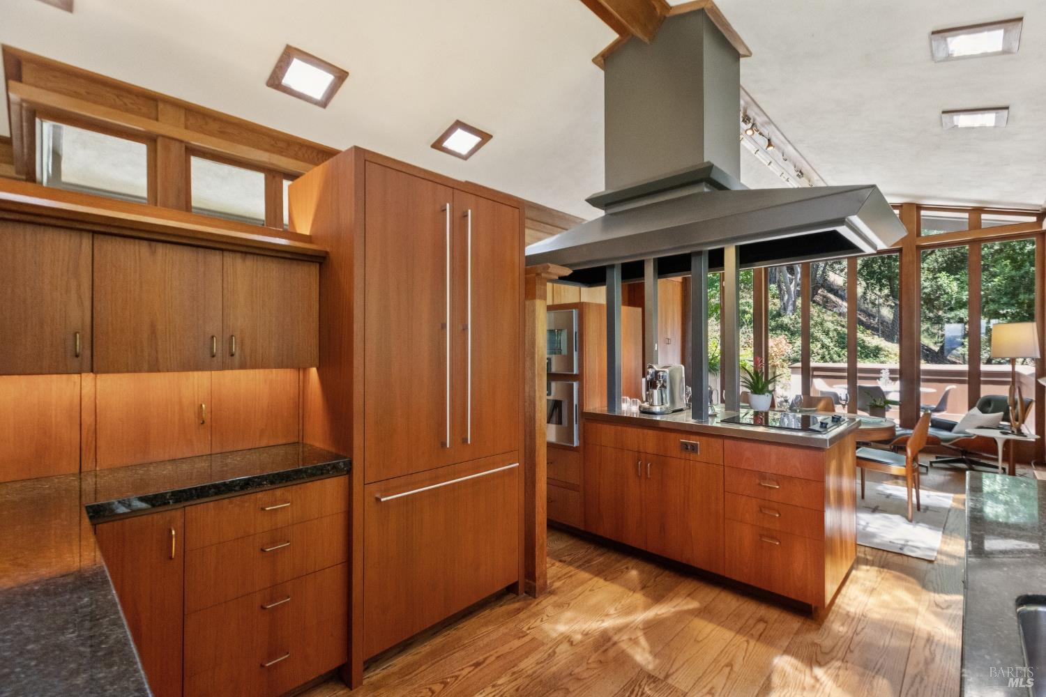 335 Highland Avenue San Rafael, CA 94901 - Photo 39 of 98