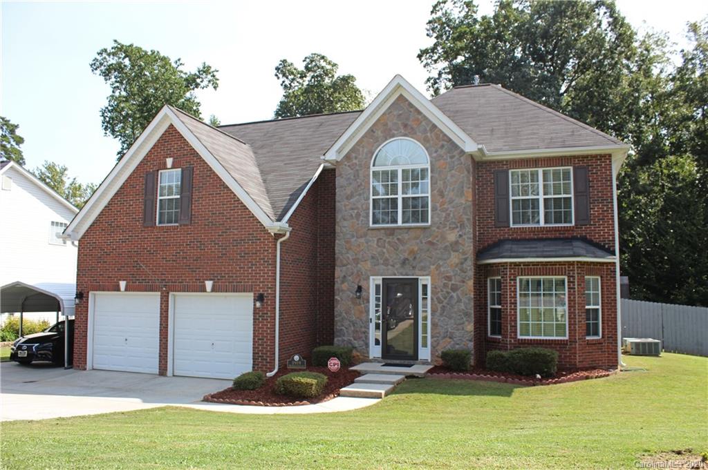 1919 Weddington Road Matthews, NC 28105 - Photo 1 of 16 Gallery Image 1