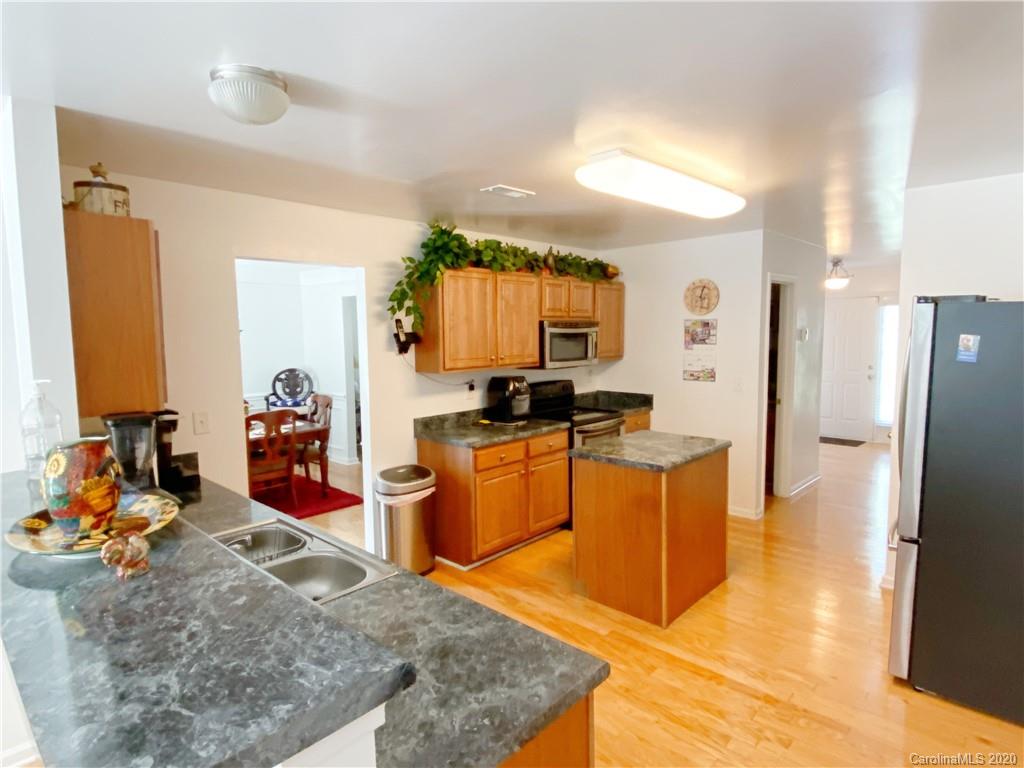1919 Weddington Road Matthews, NC 28105 - Photo 5 of 16 Gallery Image 5